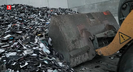 Mobil Telephon Waste, Source: 3Sat Television
